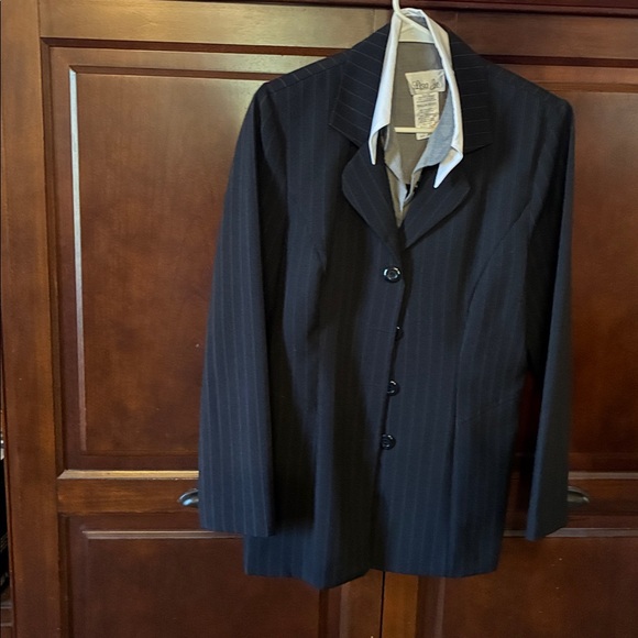 Women's Black Pinstripe Pantsuit - Picture 3 of 10